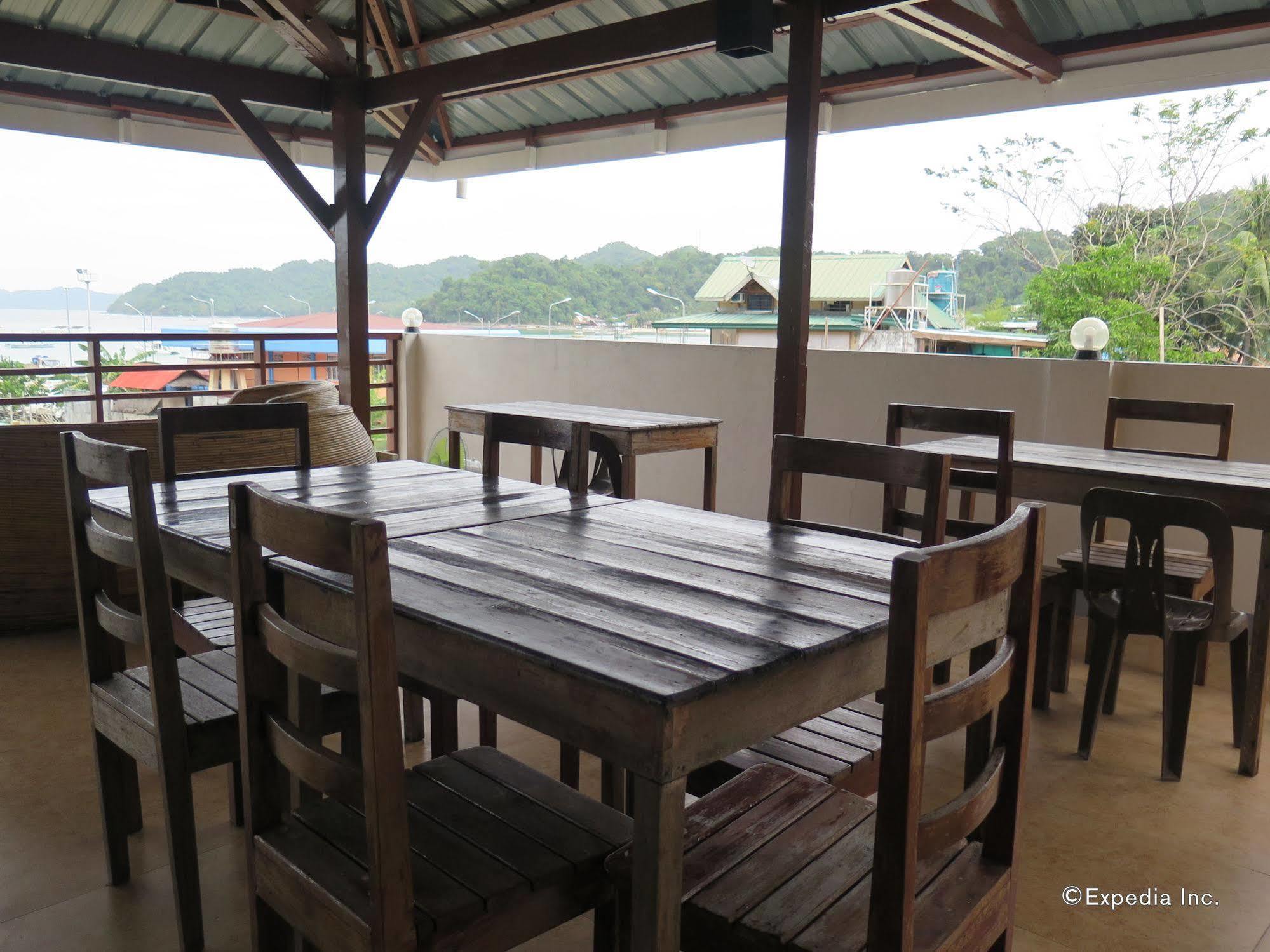 Dayunan Tourist Inn 爱妮岛 外观 照片
